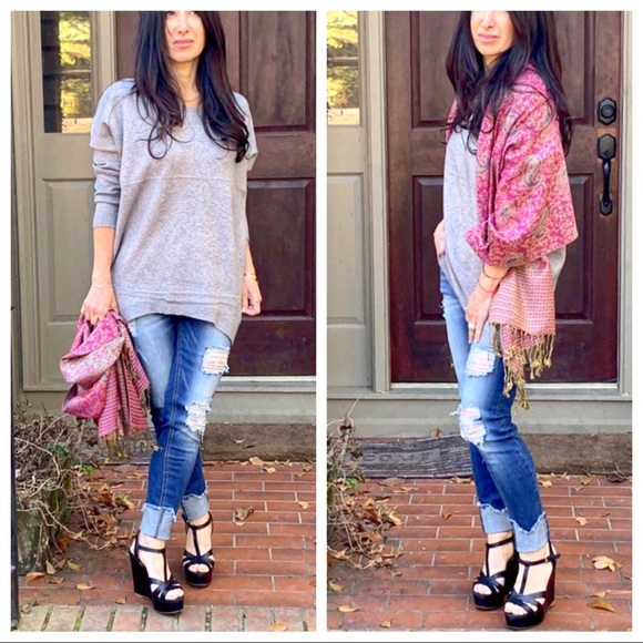 ✨LAST ONE ✨PARIS✨ Grey High/Low loose fit sweater - Picture 3 of 8